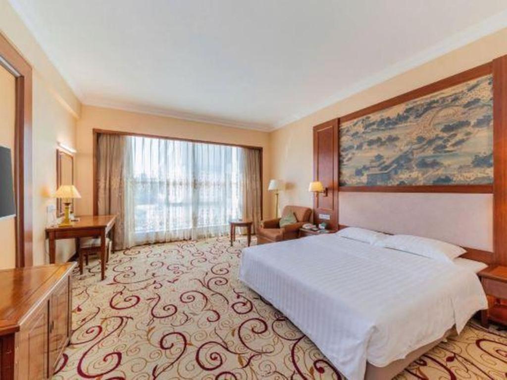 Fenggang Gladden Hotel Tiantangwei Екстер'єр фото
