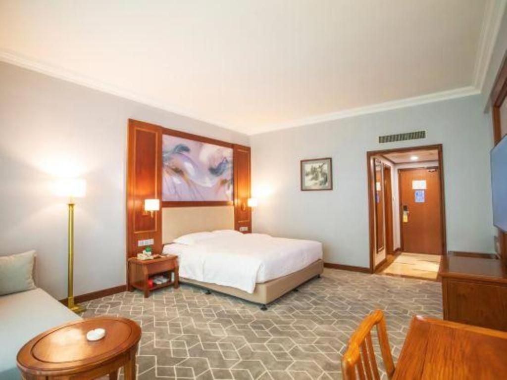 Fenggang Gladden Hotel Tiantangwei Екстер'єр фото