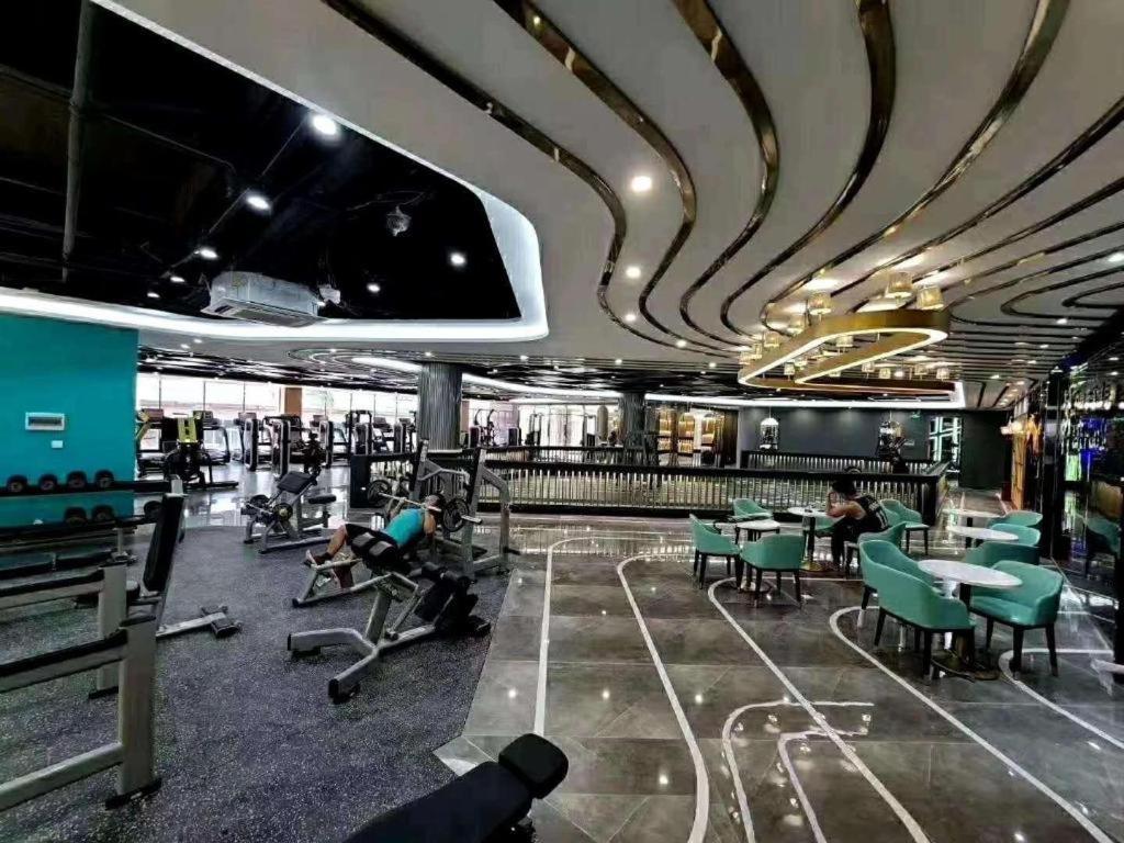 Fenggang Gladden Hotel Tiantangwei Екстер'єр фото